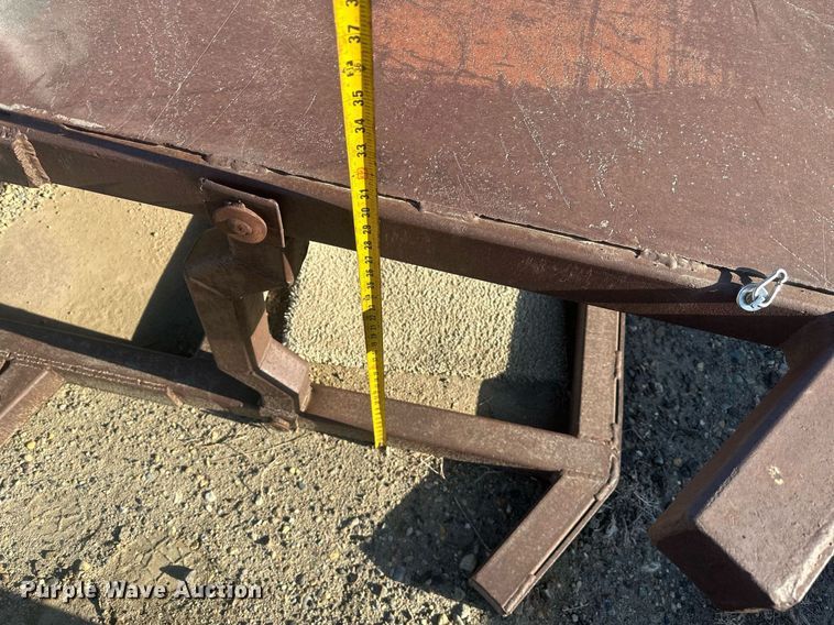 image for item DT7127 Trench box