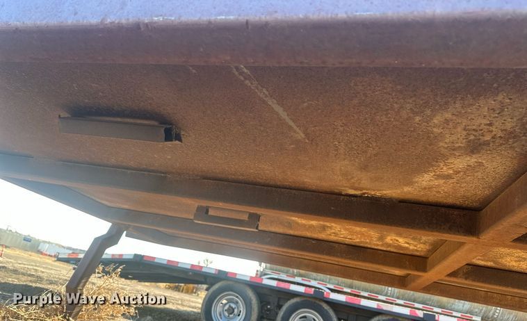 image for item DT7127 Trench box