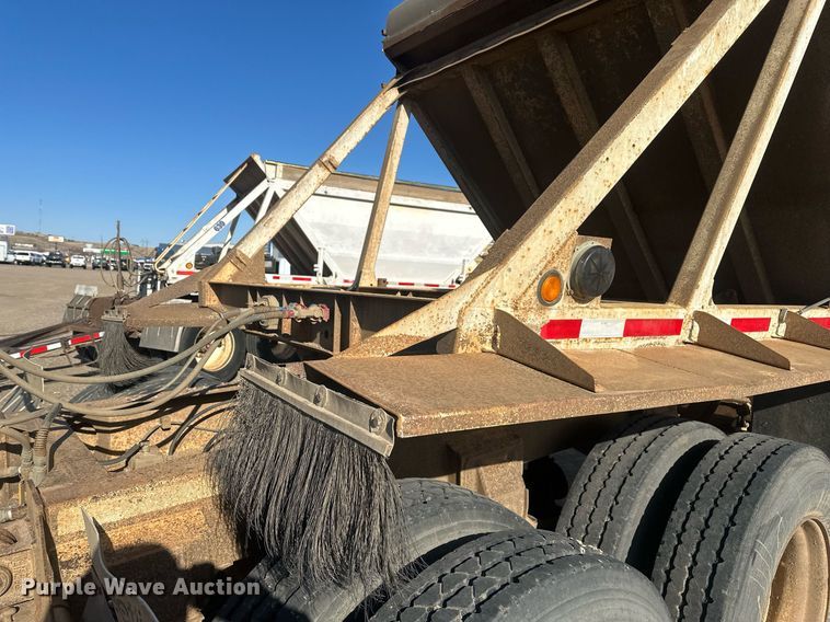 image for item DT7128 1997 Ranch Manufacturing Co bottom dump trailer