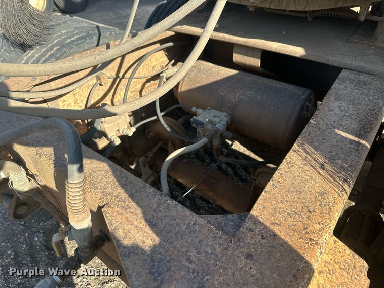 image for item DT7128 1997 Ranch Manufacturing Co bottom dump trailer