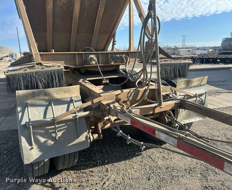 image for item DT7128 1997 Ranch Manufacturing Co bottom dump trailer