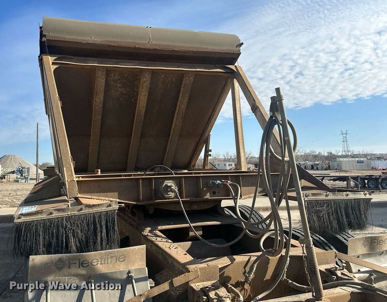 image for item DT7128 1997 Ranch Manufacturing Co bottom dump trailer