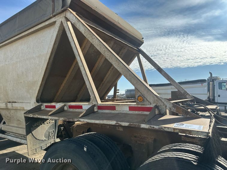 image for item DT7128 1997 Ranch Manufacturing Co bottom dump trailer