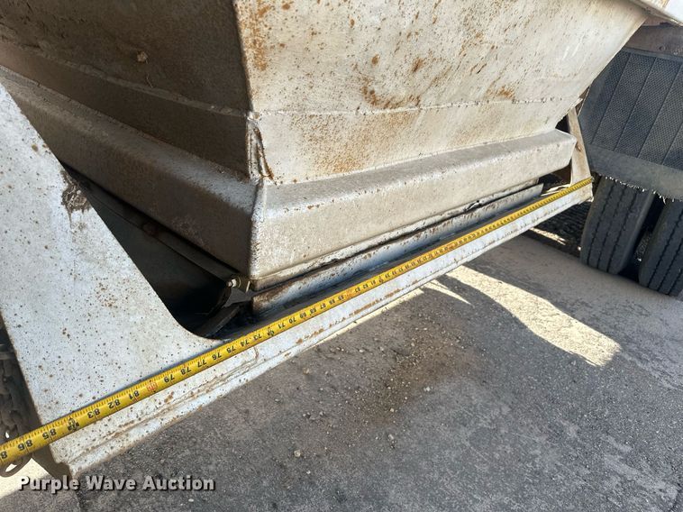 image for item DT7128 1997 Ranch Manufacturing Co bottom dump trailer