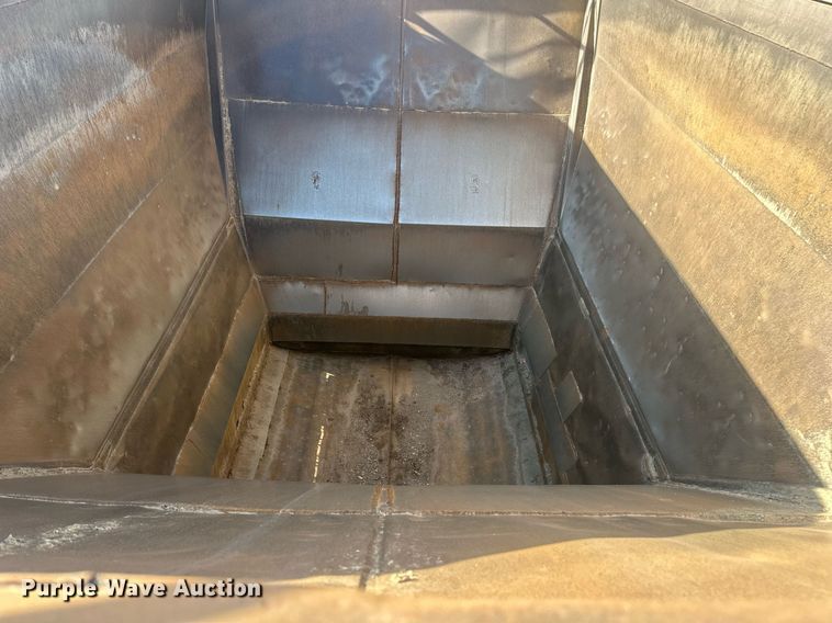 image for item DT7128 1997 Ranch Manufacturing Co bottom dump trailer