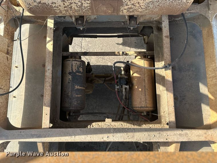 image for item DT7128 1997 Ranch Manufacturing Co bottom dump trailer