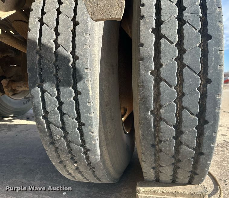 image for item DT7128 1997 Ranch Manufacturing Co bottom dump trailer