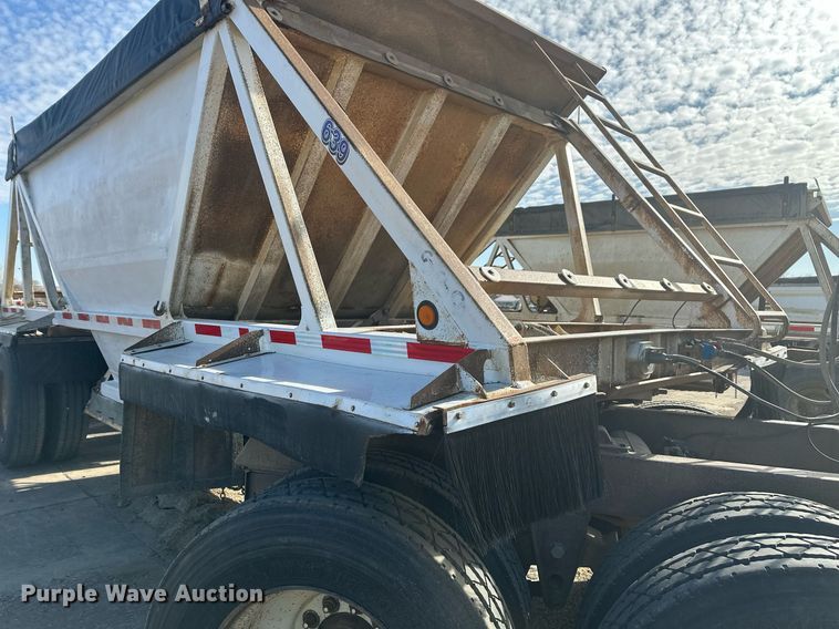 image for item DT7129 1997 Ranch Manufacturing bottom dump trailer