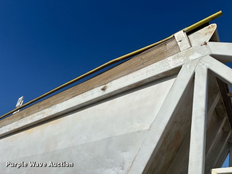 image for item DT7129 1997 Ranch Manufacturing bottom dump trailer