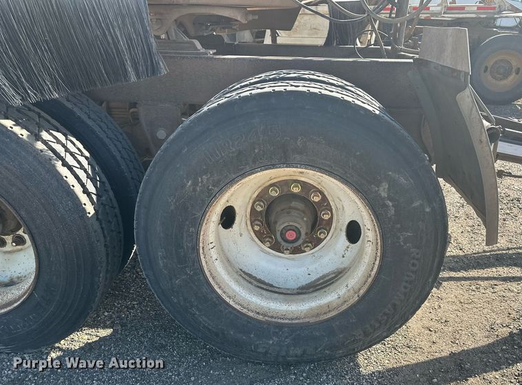 image for item DT7129 1997 Ranch Manufacturing bottom dump trailer