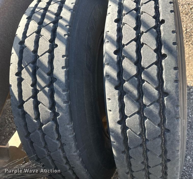 image for item DT7129 1997 Ranch Manufacturing bottom dump trailer