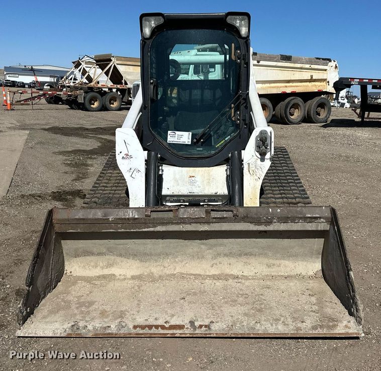 image for item DT7134 2019 Bobcat T770 tracked skid steer loader