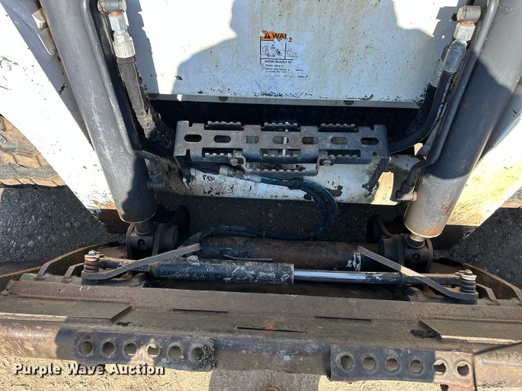 image for item DT7134 2019 Bobcat T770 tracked skid steer loader