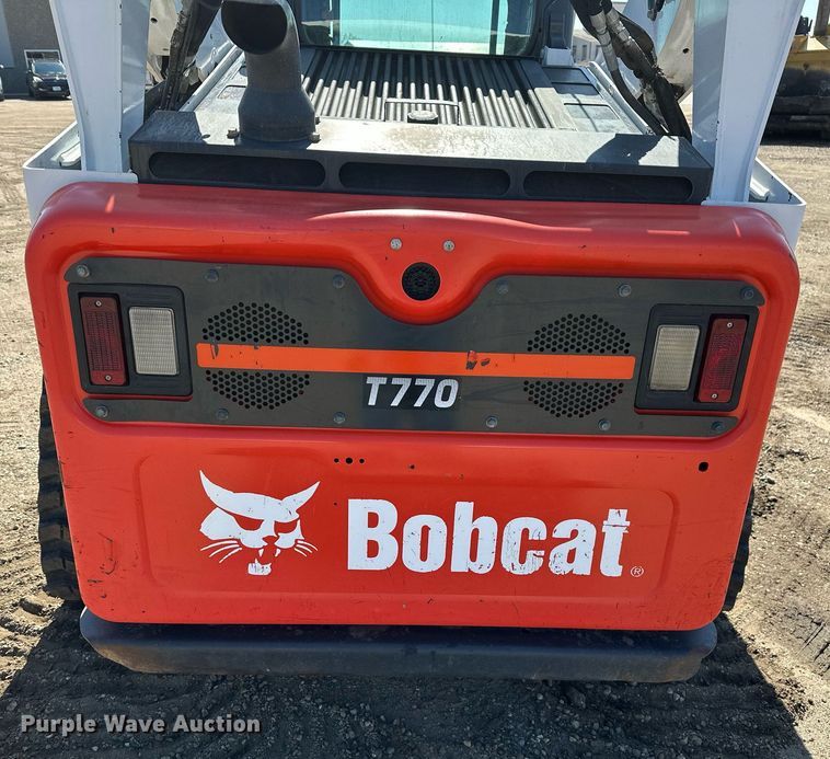image for item DT7134 2019 Bobcat T770 tracked skid steer loader