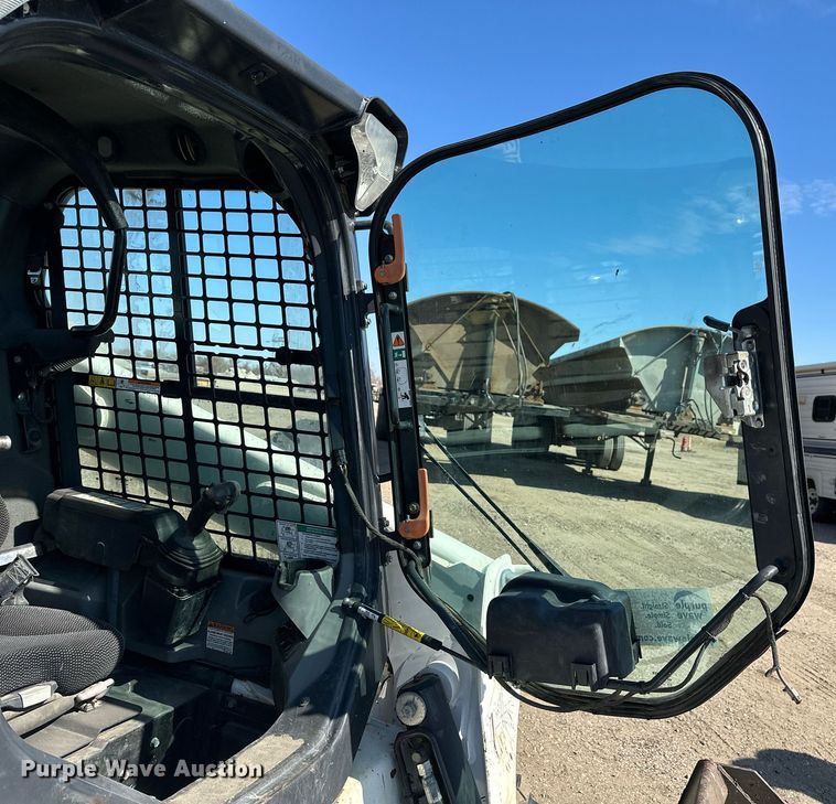 image for item DT7134 2019 Bobcat T770 tracked skid steer loader