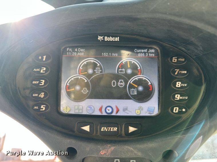 image for item DT7134 2019 Bobcat T770 tracked skid steer loader