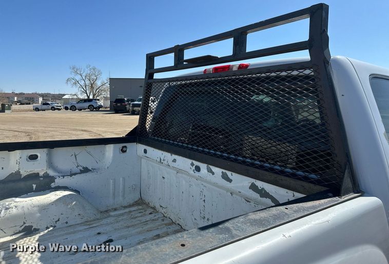 image for item DT7135 2013 Chevrolet 1500 Crew Cab pickup truck