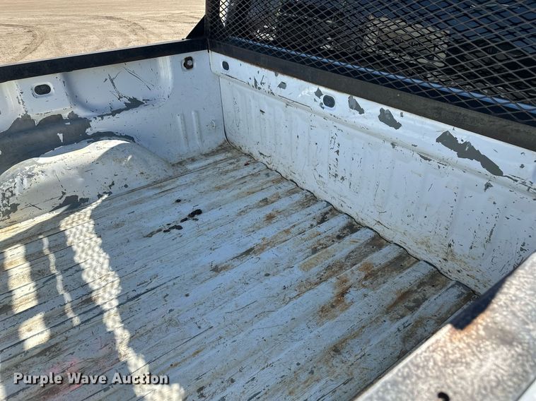 image for item DT7135 2013 Chevrolet 1500 Crew Cab pickup truck