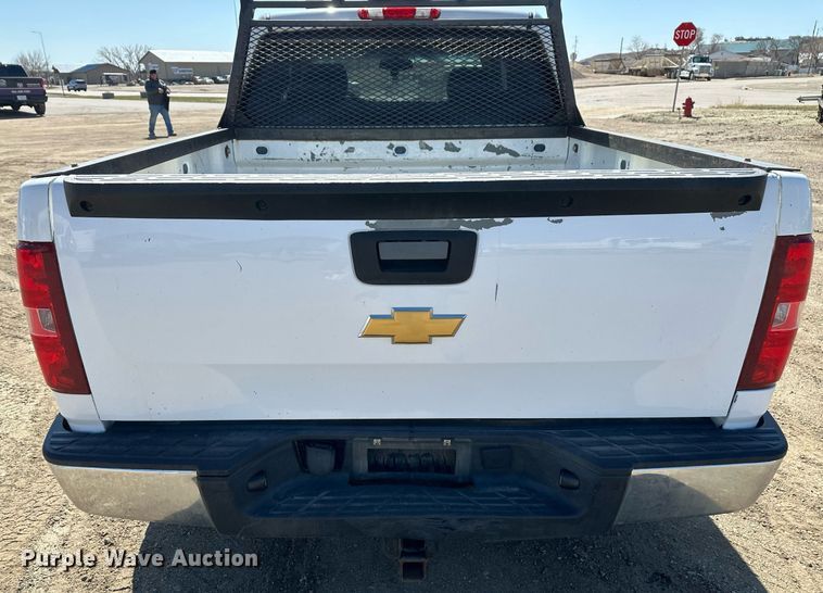 image for item DT7135 2013 Chevrolet 1500 Crew Cab pickup truck