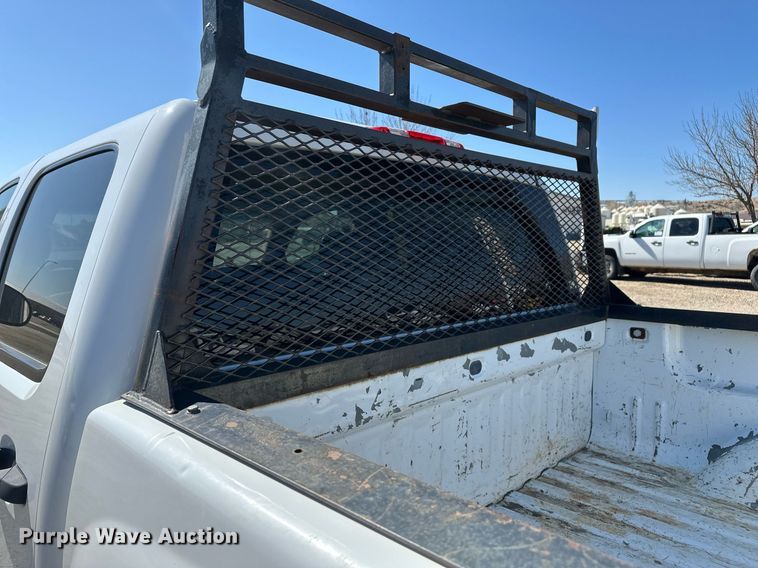 image for item DT7135 2013 Chevrolet 1500 Crew Cab pickup truck