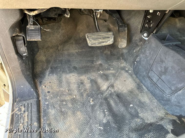 image for item DT7135 2013 Chevrolet 1500 Crew Cab pickup truck