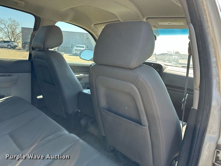 image for item DT7135 2013 Chevrolet 1500 Crew Cab pickup truck