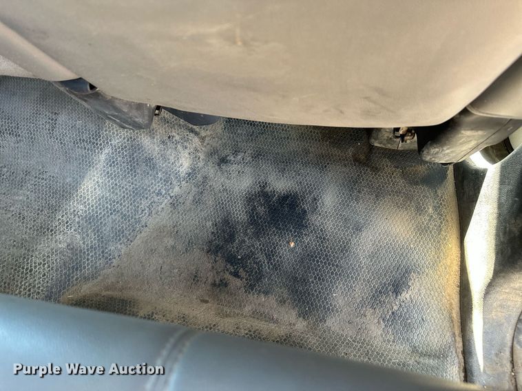 image for item DT7135 2013 Chevrolet 1500 Crew Cab pickup truck