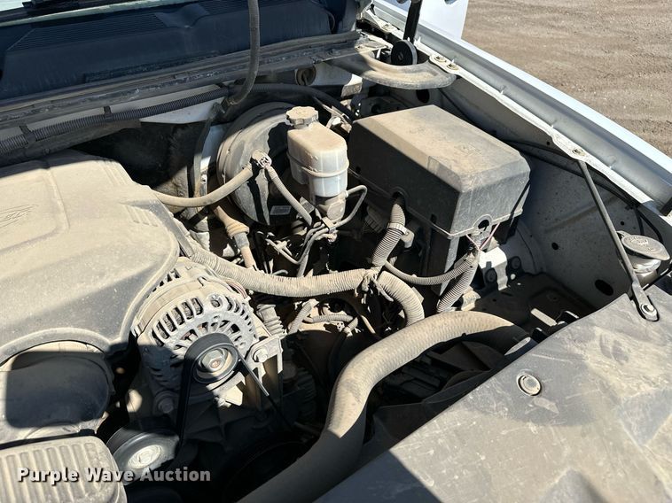 image for item DT7135 2013 Chevrolet 1500 Crew Cab pickup truck