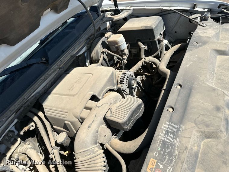 image for item DT7135 2013 Chevrolet 1500 Crew Cab pickup truck