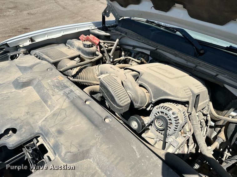 image for item DT7135 2013 Chevrolet 1500 Crew Cab pickup truck