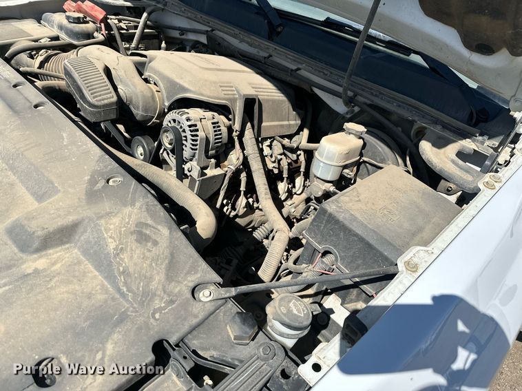 image for item DT7135 2013 Chevrolet 1500 Crew Cab pickup truck