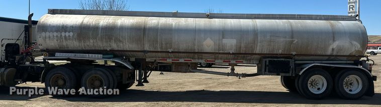 image for item DT7139 1975 Trailmobile F14S4CCH-4 tank trailer