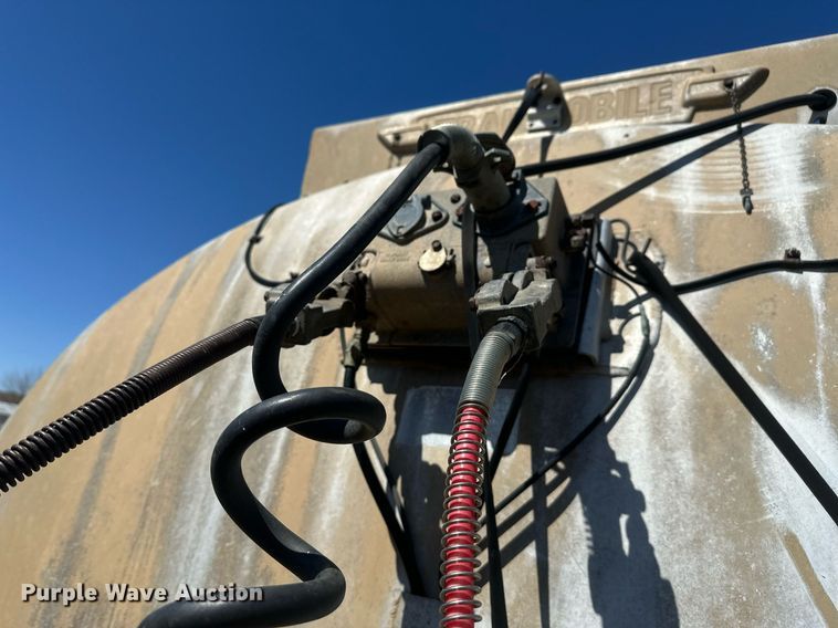 image for item DT7139 1975 Trailmobile F14S4CCH-4 tank trailer