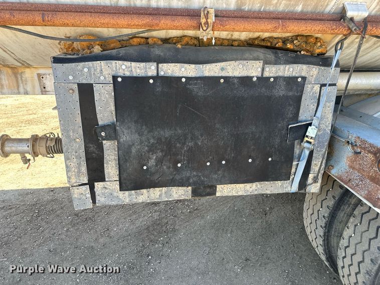 image for item DT7139 1975 Trailmobile F14S4CCH-4 tank trailer