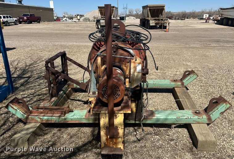 image for item DT7140 Falk 8K4-02AS Winch