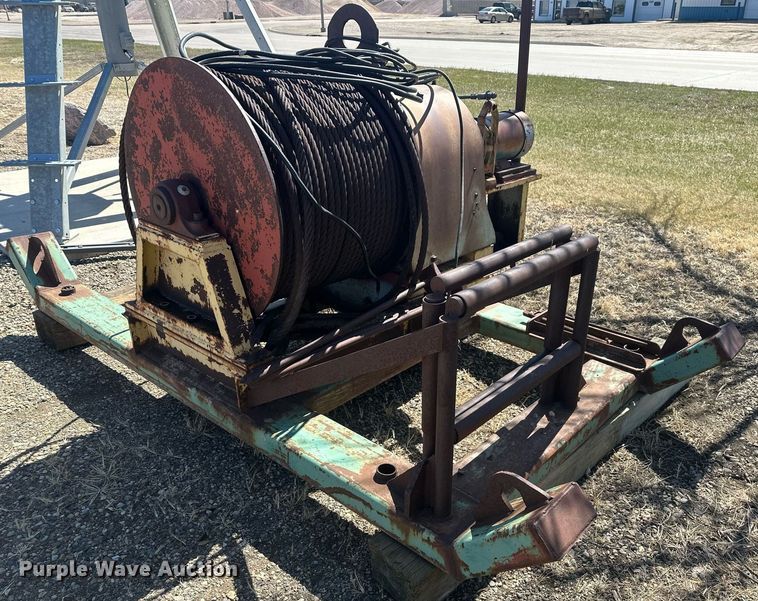 image for item DT7140 Falk 8K4-02AS Winch