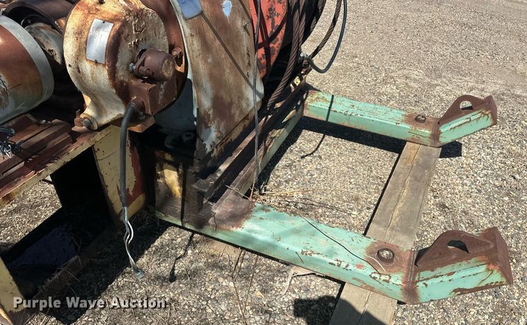 image for item DT7140 Falk 8K4-02AS Winch