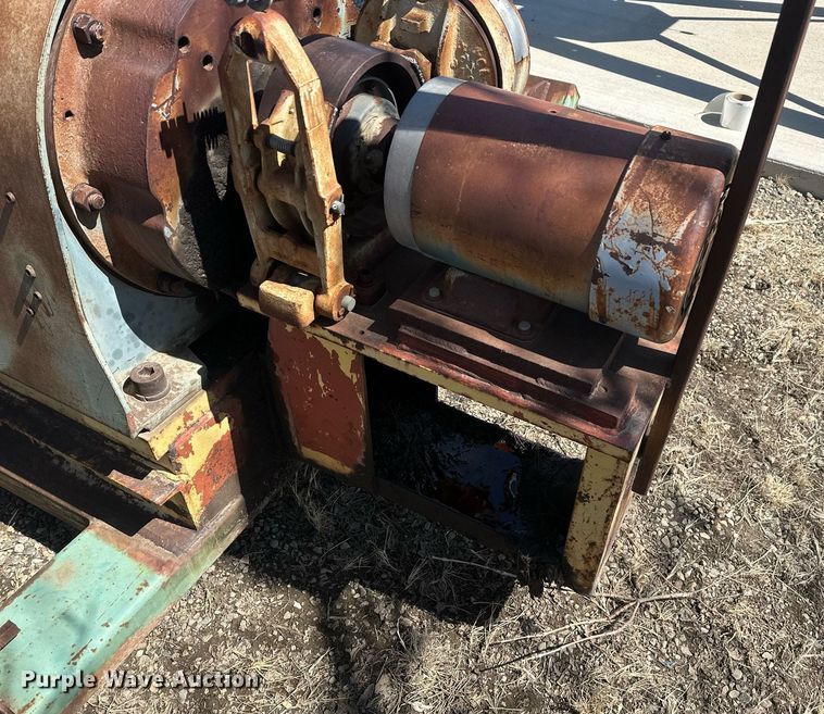 image for item DT7140 Falk 8K4-02AS Winch