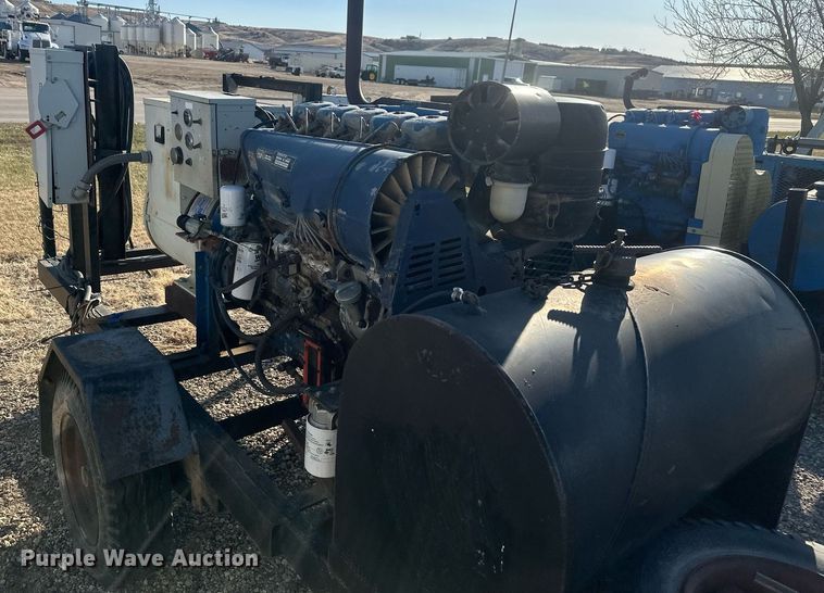 image for item DT7144 MagnaPlus 361CSL1600-21 generator