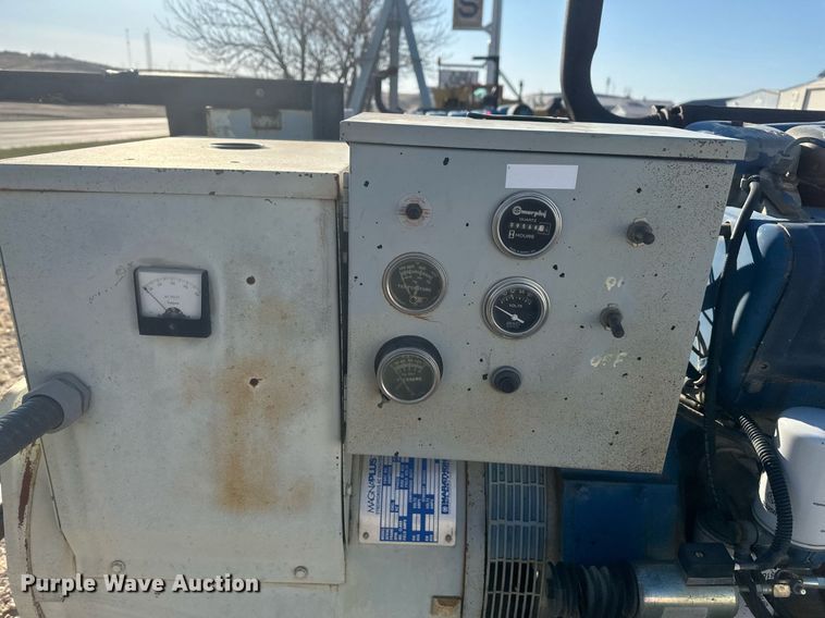 image for item DT7144 MagnaPlus 361CSL1600-21 generator