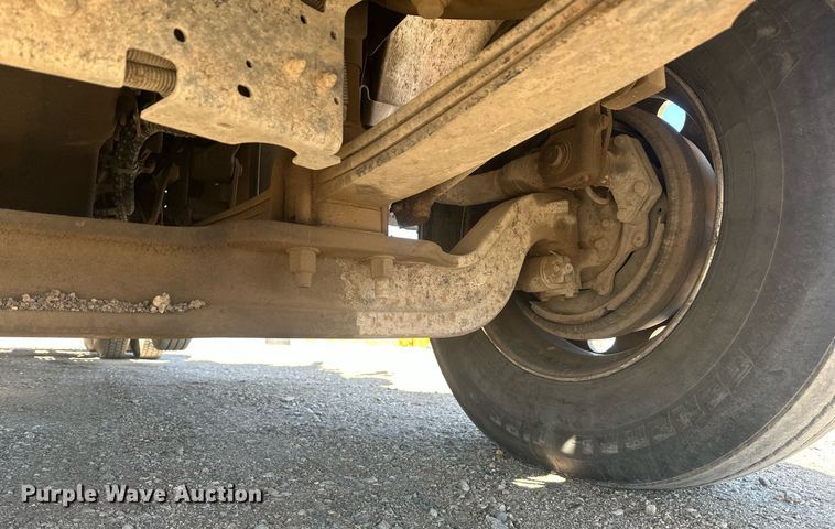 image for item DT7145 2009 Freightliner semi truck