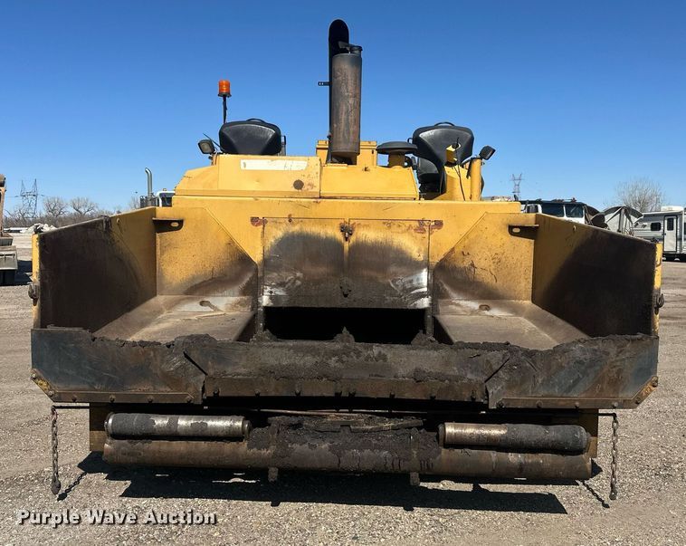 image for item DT7147 2009 Caterpillar AP 1055D paver