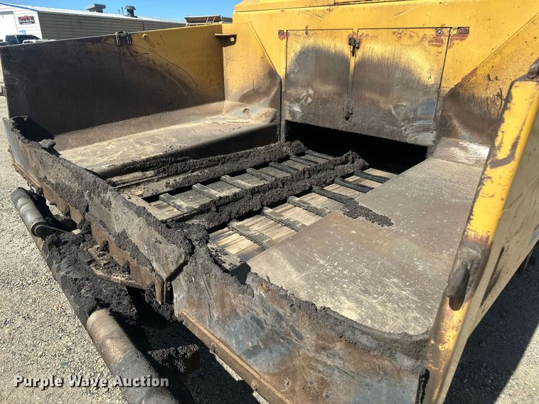 image for item DT7147 2009 Caterpillar AP 1055D paver