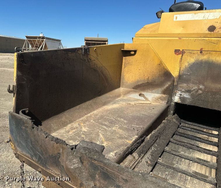 image for item DT7147 2009 Caterpillar AP 1055D paver