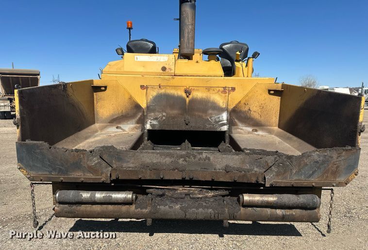 image for item DT7147 2009 Caterpillar AP 1055D paver