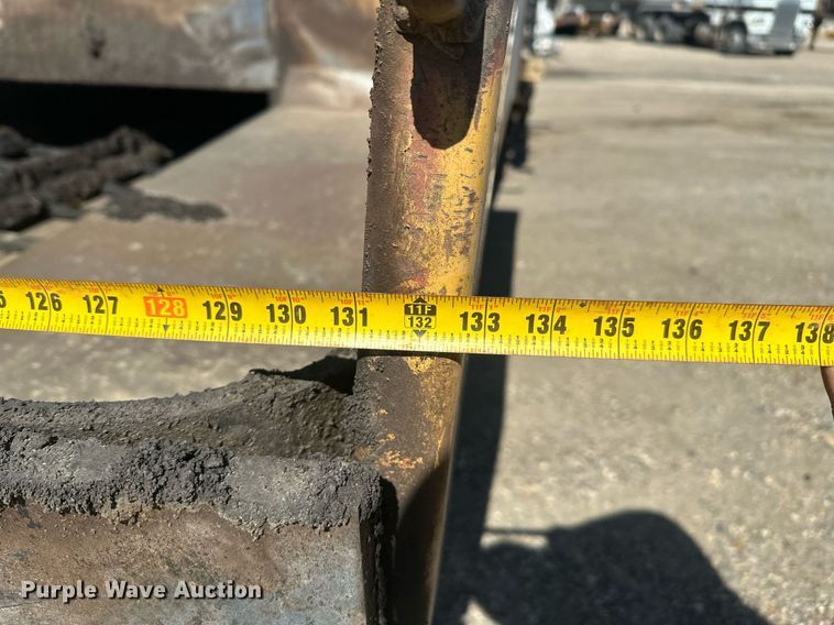 image for item DT7147 2009 Caterpillar AP 1055D paver