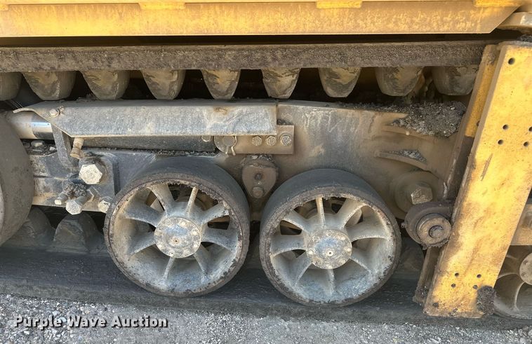 image for item DT7147 2009 Caterpillar AP 1055D paver