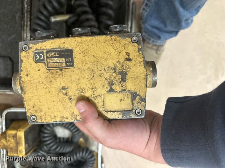 image for item DT7147 2009 Caterpillar AP 1055D paver