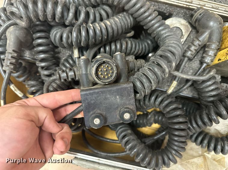 image for item DT7147 2009 Caterpillar AP 1055D paver