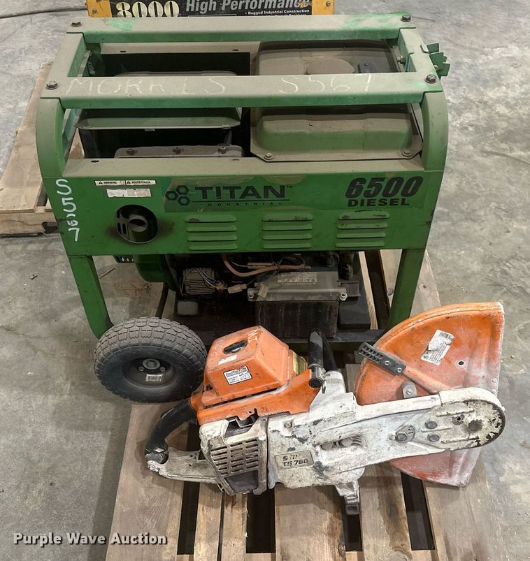 image for item DT7152 Titan Industrial 6500 generator